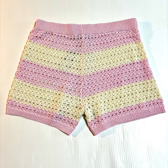 NWT PrettyLittleThing Plus Striped Crochet High Waist Shorts XXL - Picture 3 of 7